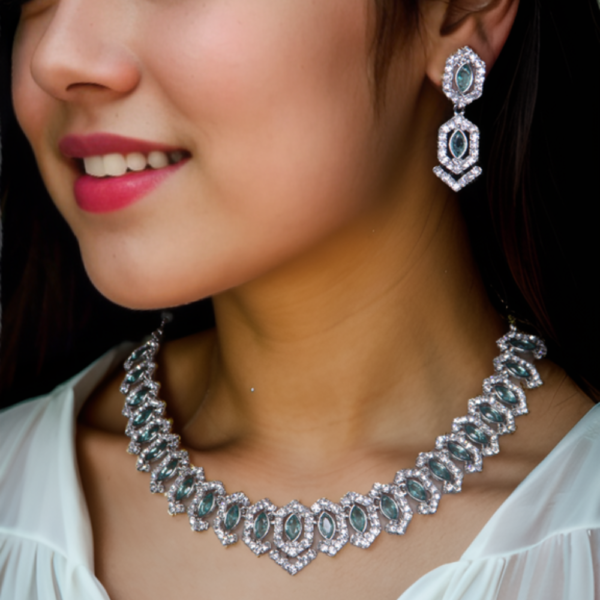 Necklace Set with Emerald Green Crystals and Matching Earrings - Image 3